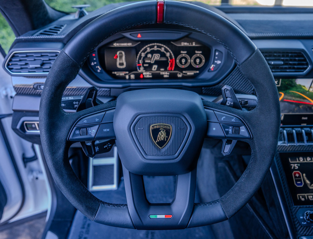 Used 2024 Lamborghini Urus Performante AWD/4WD image 5