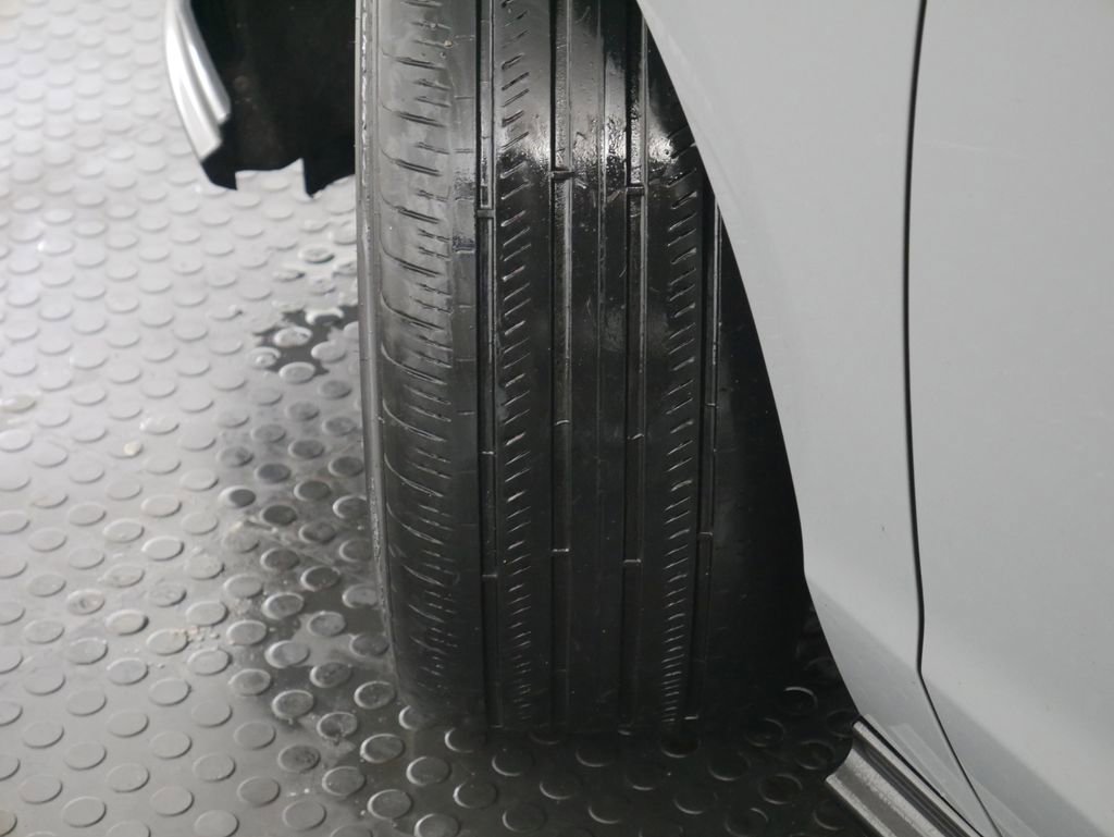 Used 2024 Honda Accord Sport image 15