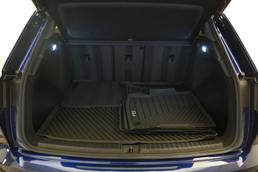 Used 2023 Audi Q4 e-tron Premium Plus w/ Premium Plus RWD image 11