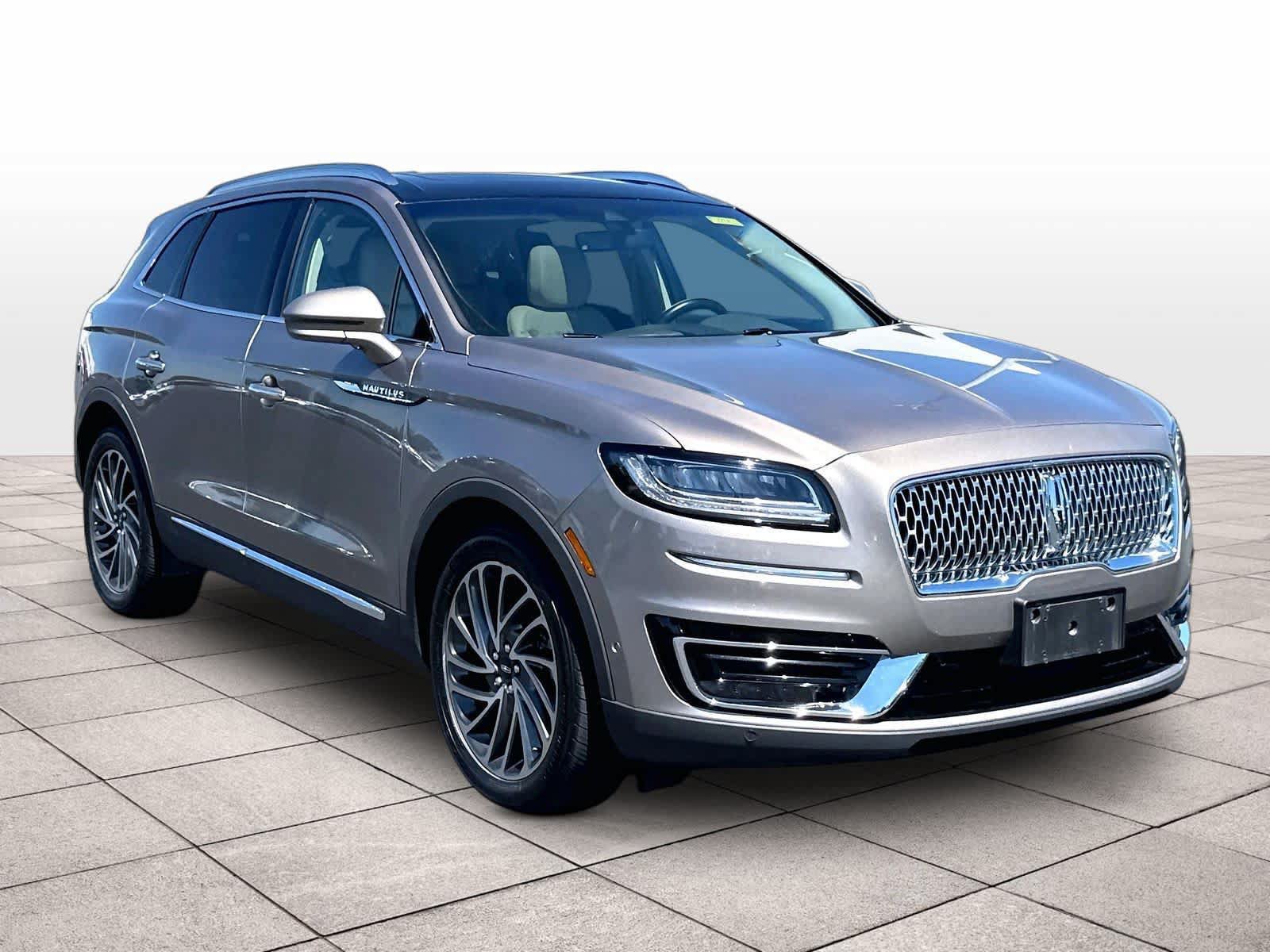 Used 2020 Lincoln Nautilus Reserve FWD image 3