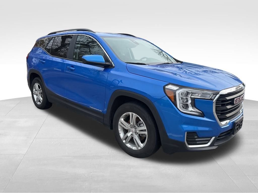 Certified 2024 GMC Terrain SLE w/ Driver Convenience Package image 12
