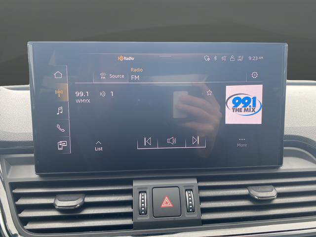 Used 2021 Audi Q5 e Premium w/ Convenience Package image 17