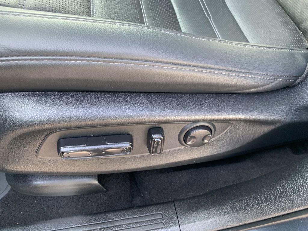 Used 2024 Honda CR-V EX-L image 12