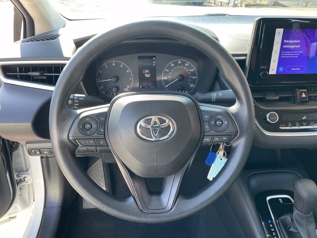 Used 2024 Toyota Corolla LE FWD image 16