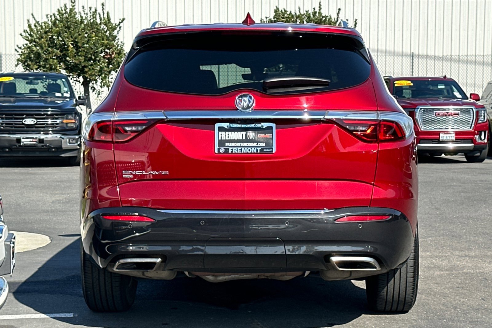 Used 2024 Buick Enclave Premium image 5