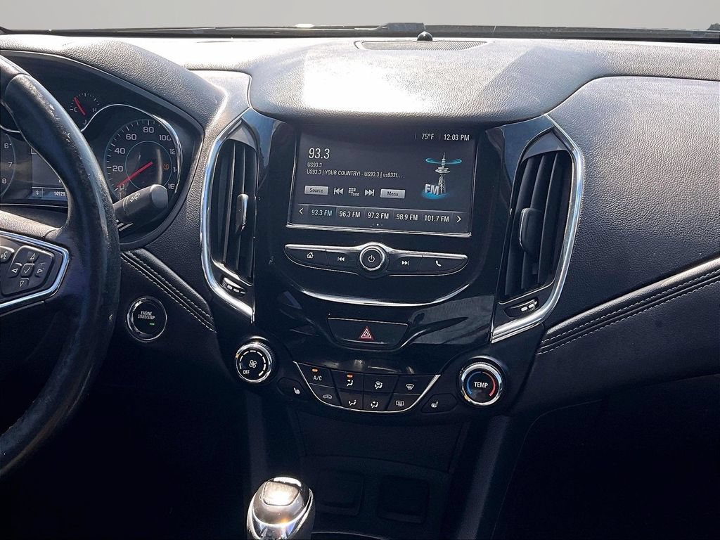 Used 2017 Chevrolet Cruze Premier FWD image 7