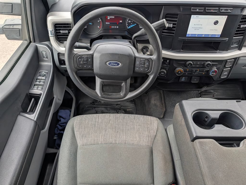 Used 2023 Ford F250 XLT w/ FX4 Off-Road Package AWD/4WD image 13