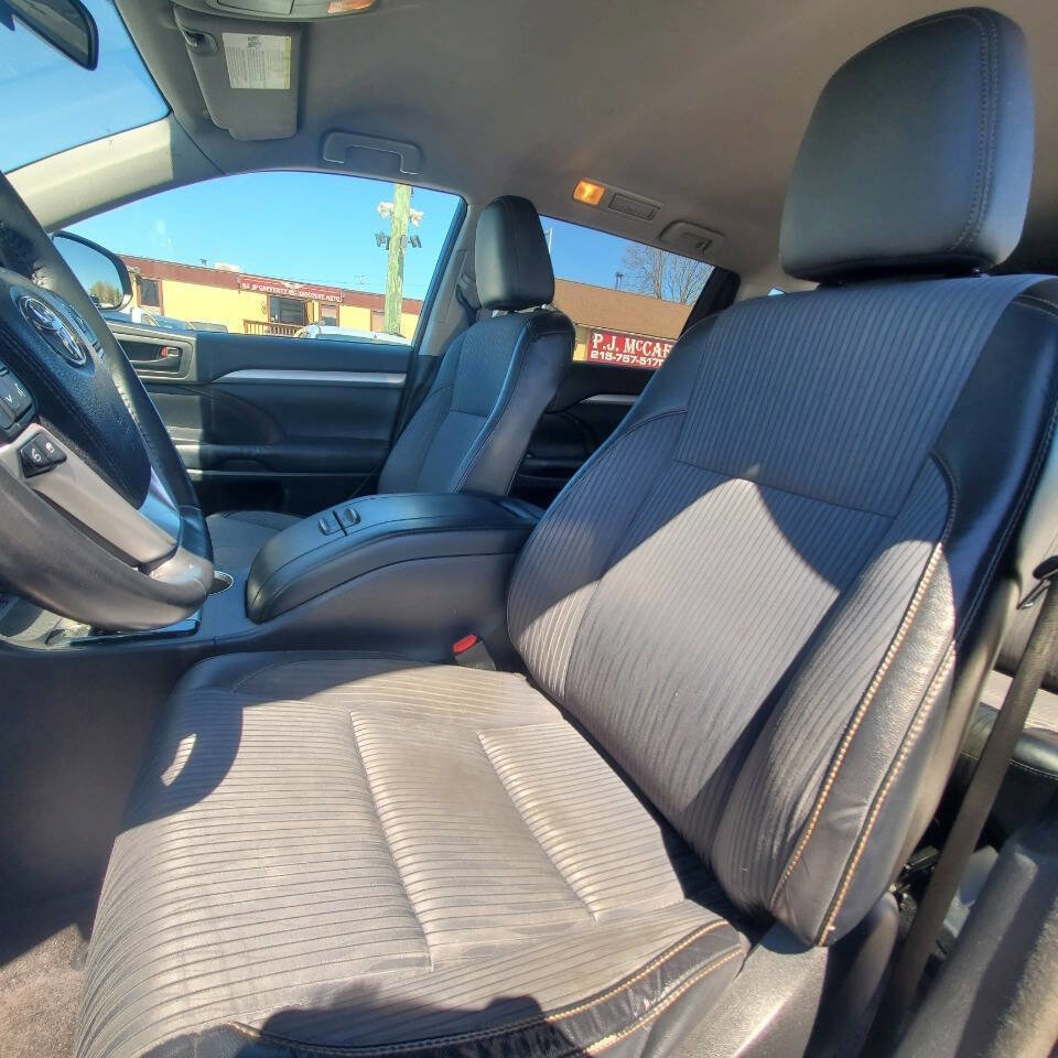 Used 2015 Toyota Highlander Plus image 10