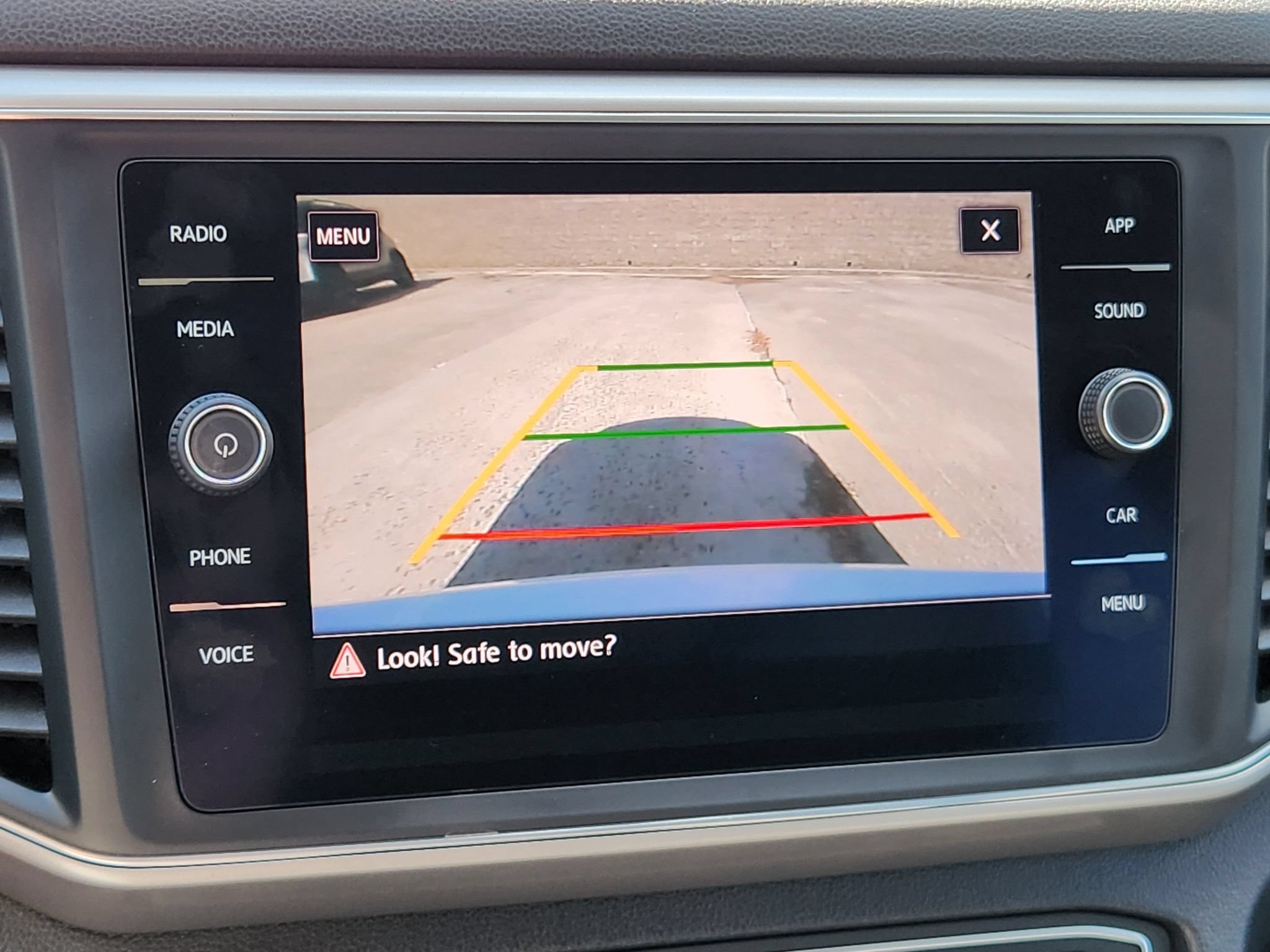 Used 2019 Volkswagen Atlas SE w/ Towing Package FWD image 25