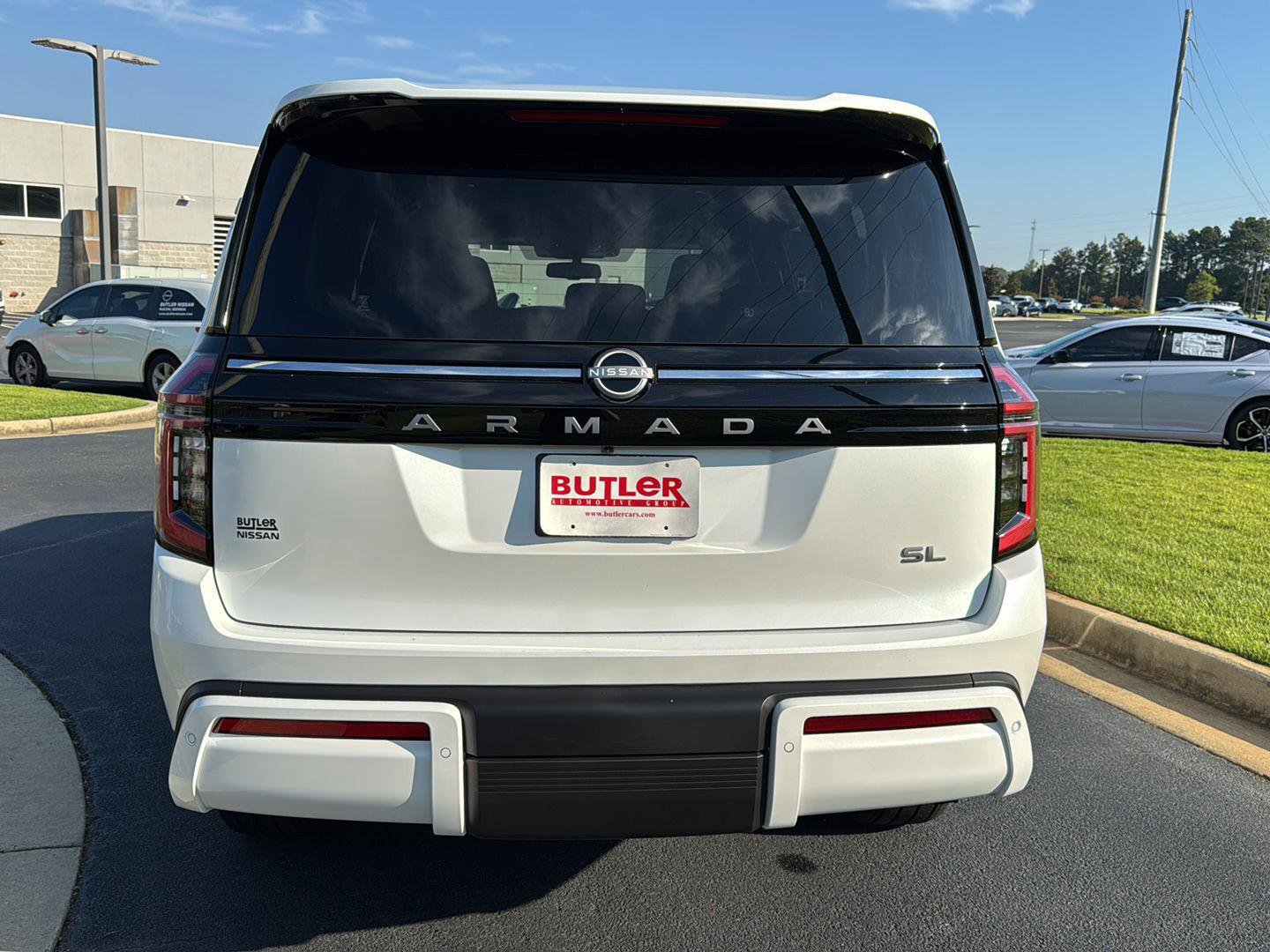 New 2026 Nissan Armada SL image 4