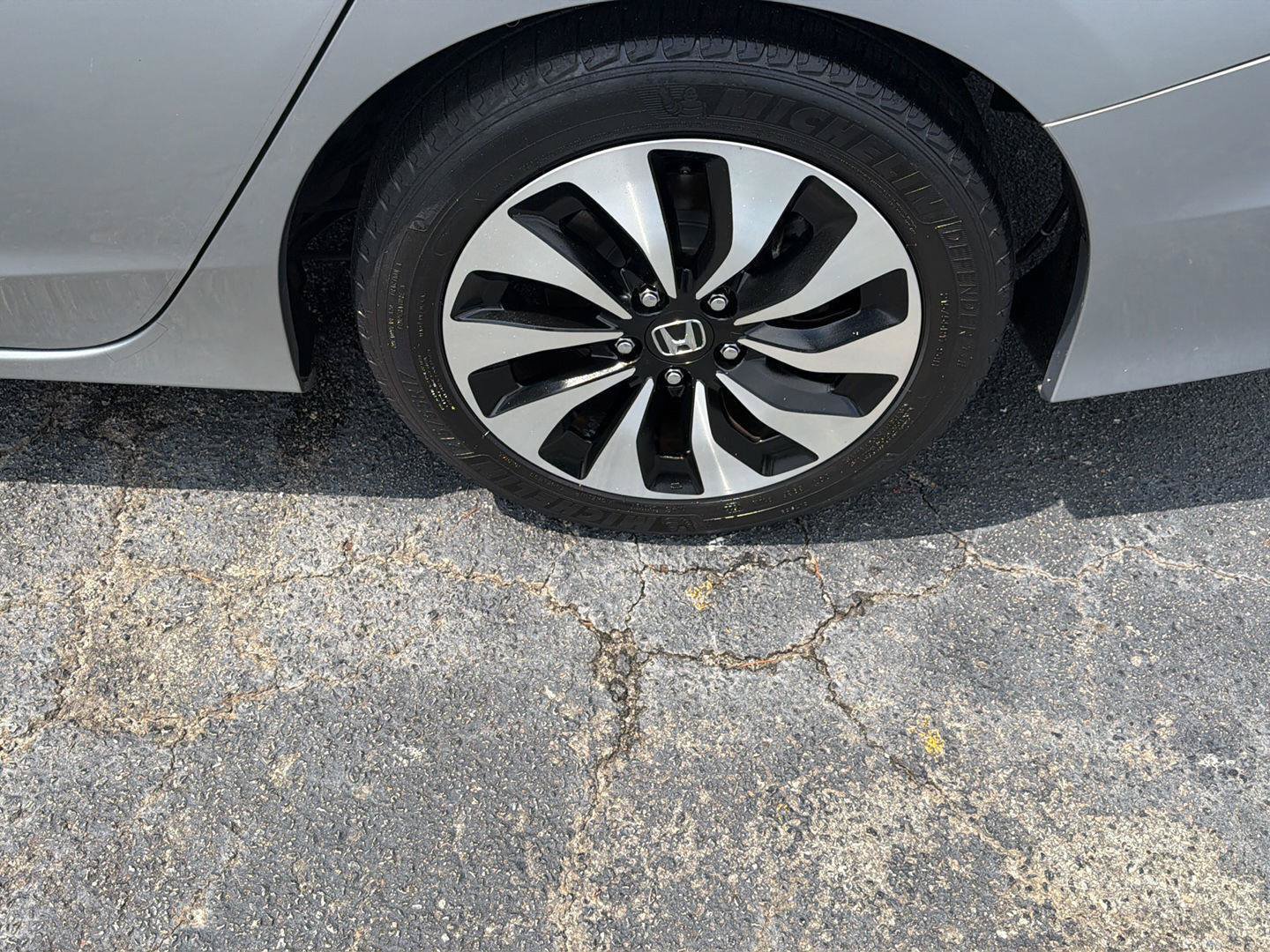 Used 2016 Honda Accord EX image 35