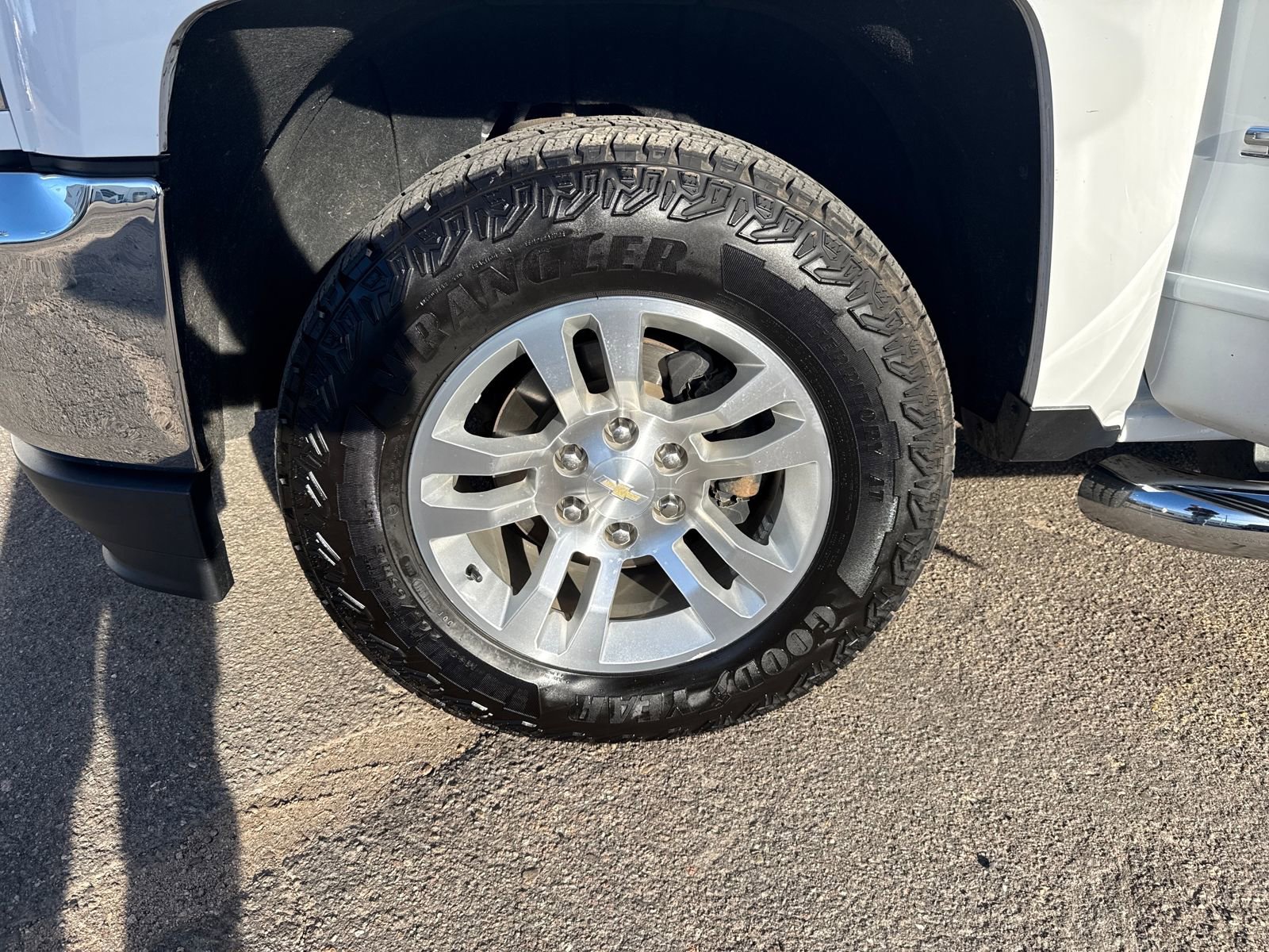 Used 2018 Chevrolet Silverado 1500 LT w/ All Star Edition image 26