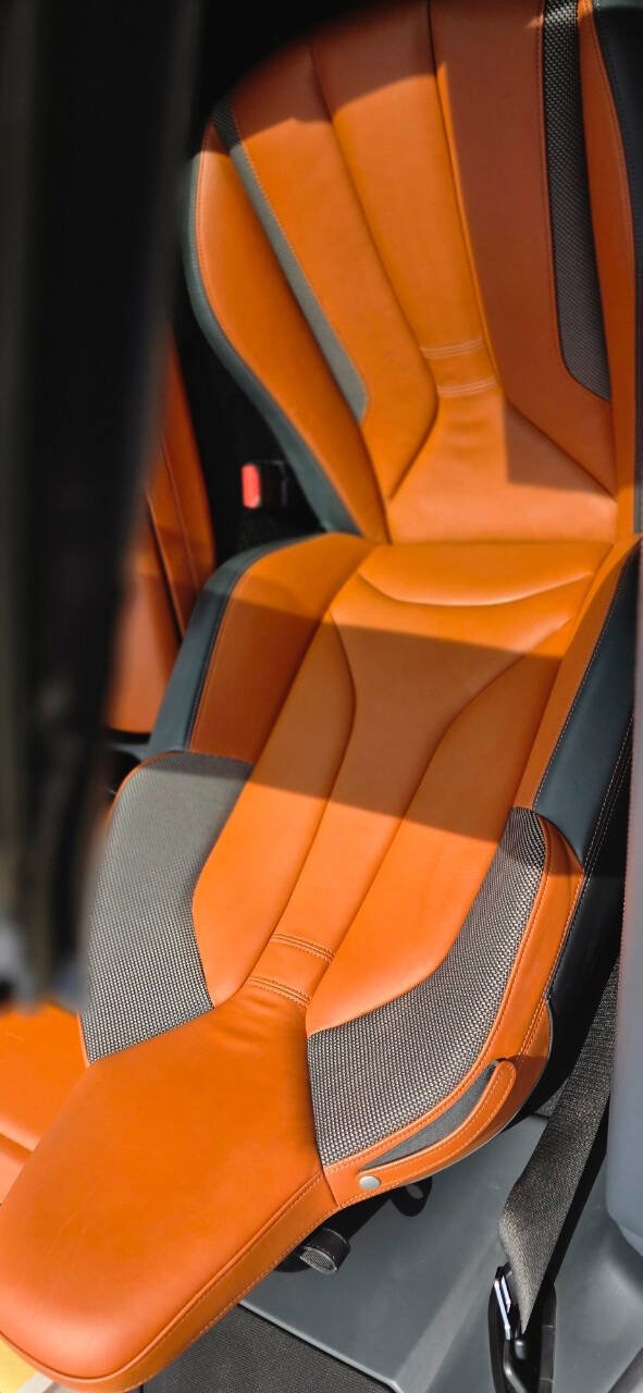 Used 2019 BMW i8 Roadster image 36