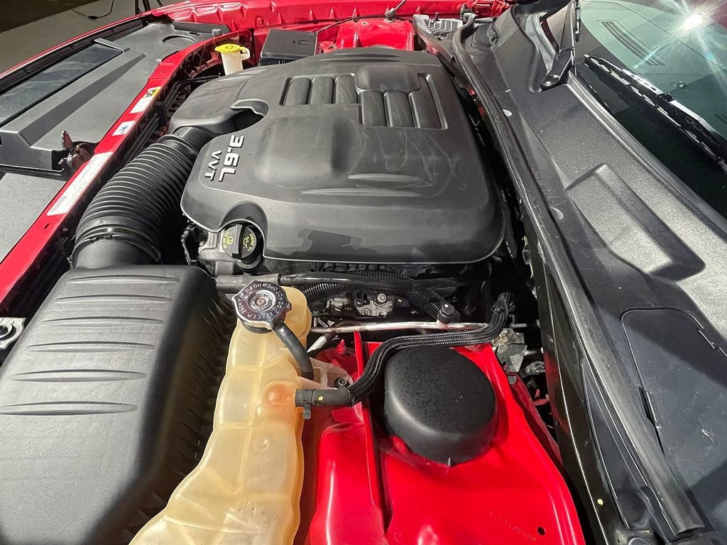 Used 2012 Dodge Challenger SXT Plus RWD image 38