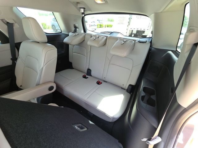 Used 2023 Nissan Pathfinder SL w/ SL Premium Package image 27