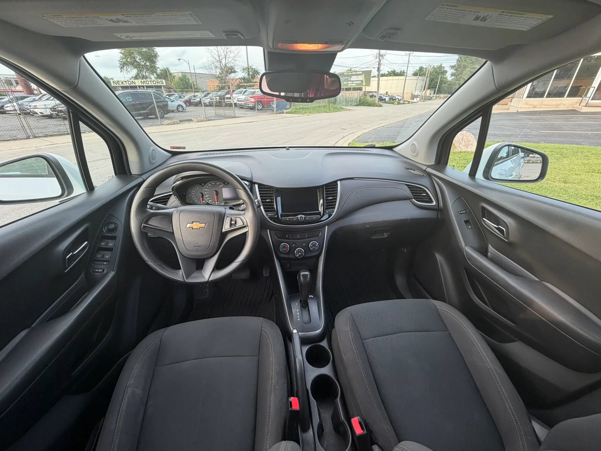Used 2018 Chevrolet Trax LS AWD/4WD image 10