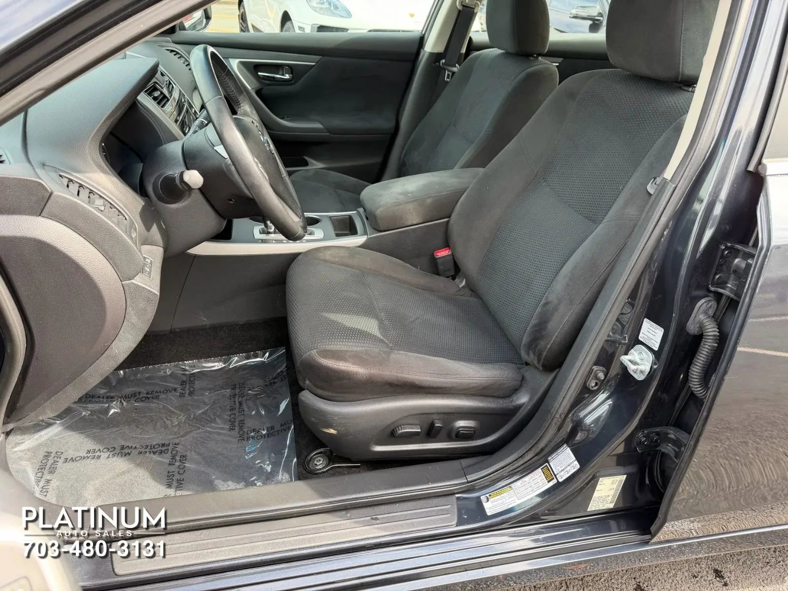 Used 2015 Nissan Altima 2.5 SV w/ Convenience Package FWD image 12
