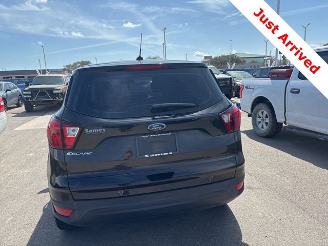 Used 2019 Ford Escape S image 5