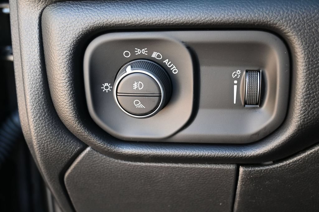 New 2027 RAM 2500 Big Horn AWD/4WD image 27