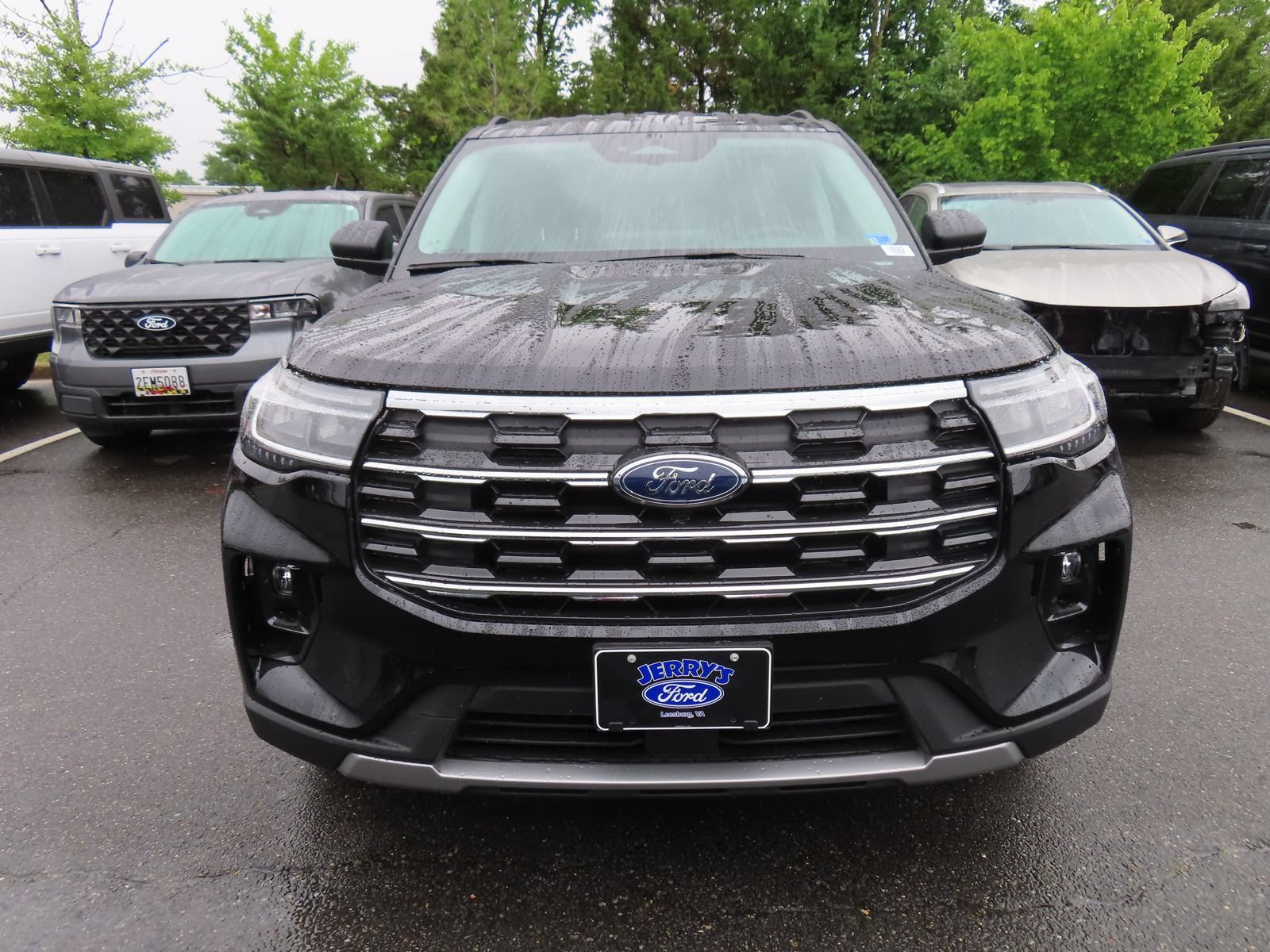 New 2026 Ford Explorer Active w/ Active Comfort Package AWD/4WD image 2