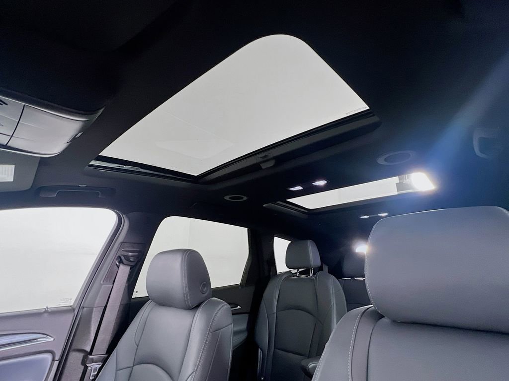 Used 2023 Buick Enclave Essence w/ Experience Buick Package image 21