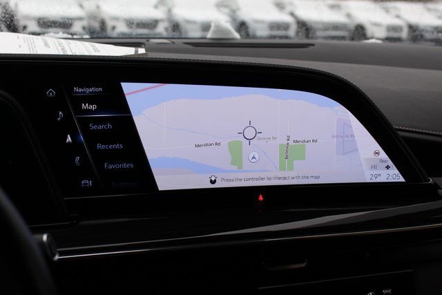 Used 2022 Cadillac Escalade Premium Luxury image 24