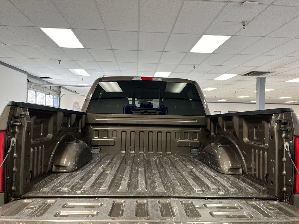 Used 2016 Ford F150 XLT w/ Equipment Group 302A Luxury AWD/4WD image 11