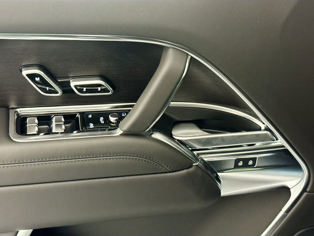 New 2026 Land Rover Range Rover SE AWD/4WD image 17