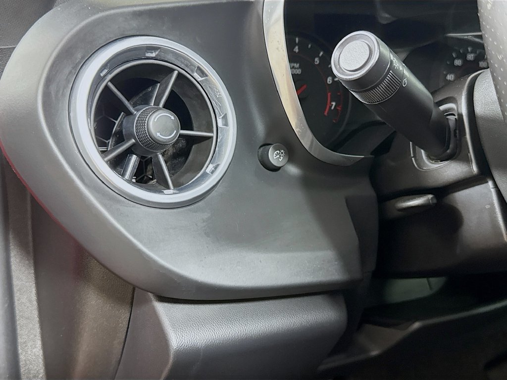 Used 2016 Chevrolet Camaro SS RWD image 12