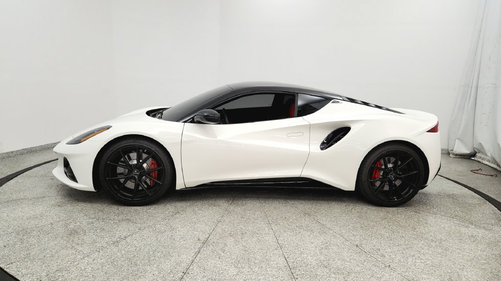 Used 2026 Lotus Emira SE RWD image 2