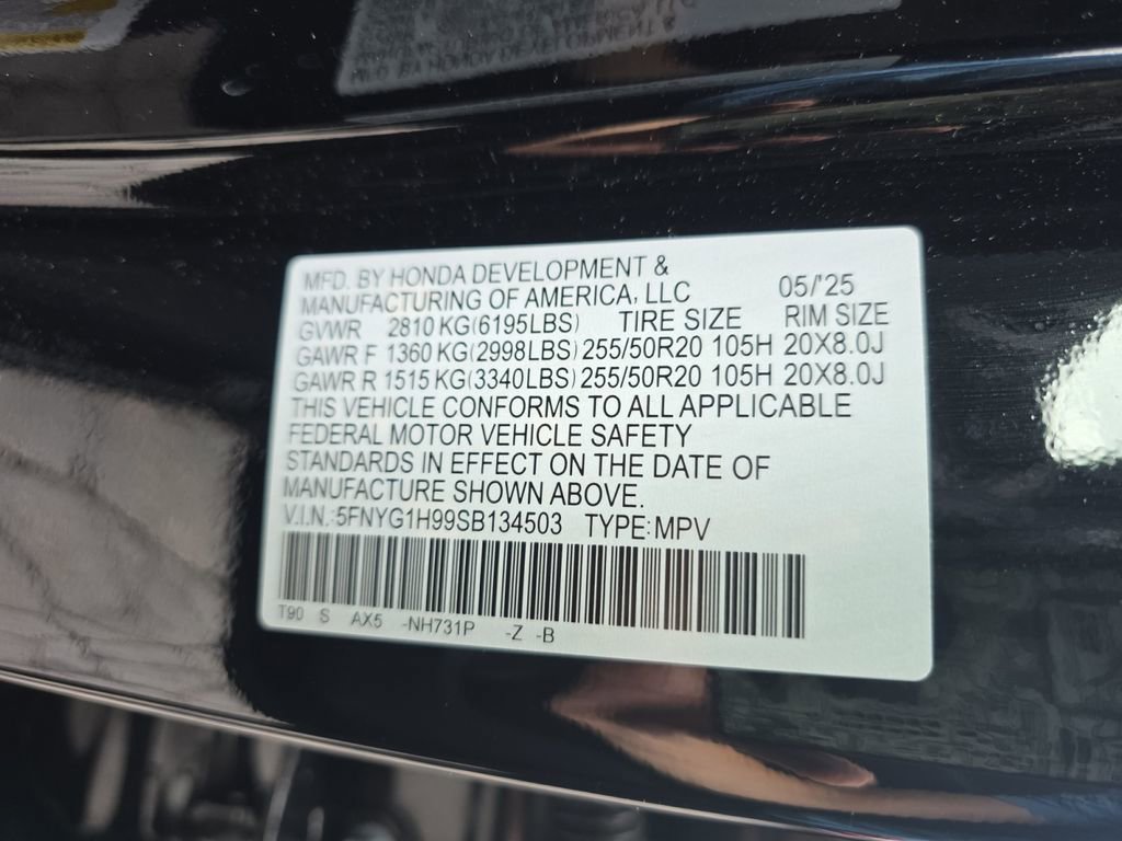Certified 2025 Honda Pilot Black Edition image 26