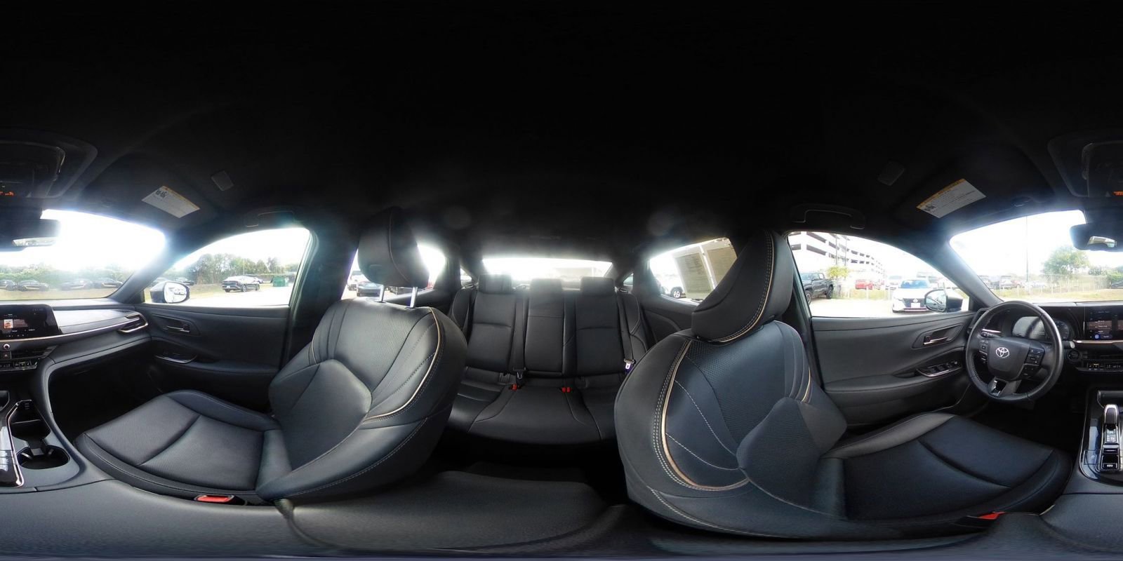 Used 2025 Toyota Crown XLE AWD/4WD image 78