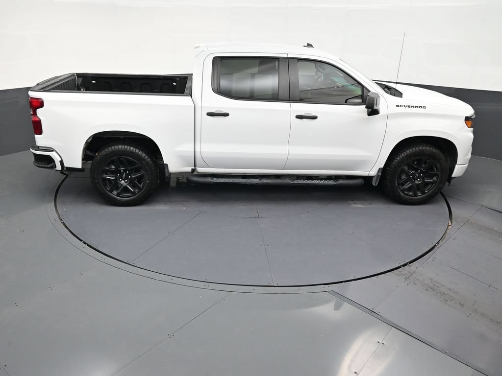 Used 2024 Chevrolet Silverado 1500 Custom w/ Turbomax Blackout Package RWD image 16