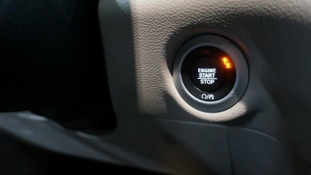 Used 2024 Chrysler Pacifica Touring-L image 25