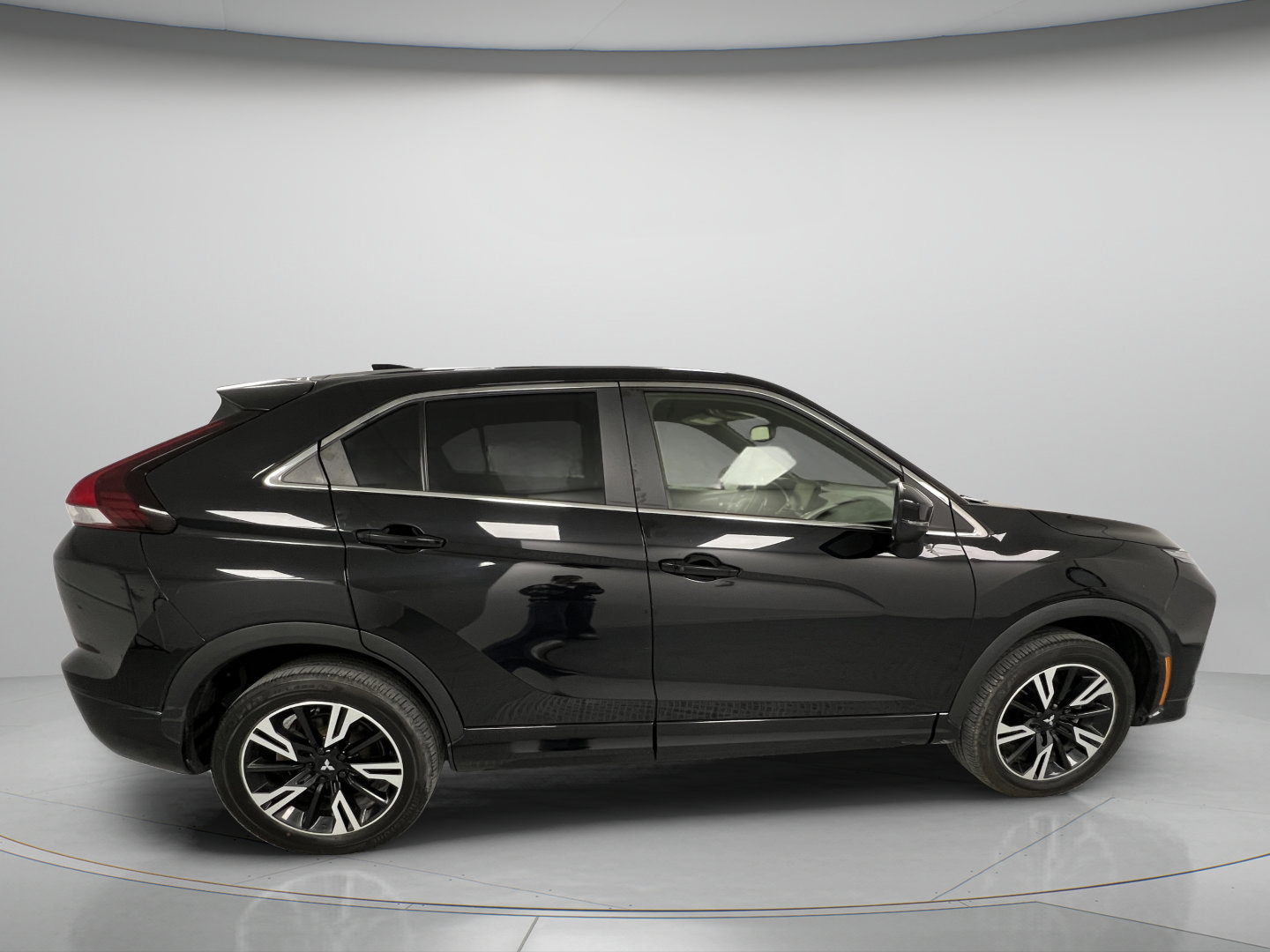 Used 2024 Mitsubishi Eclipse Cross SE AWD/4WD image 9