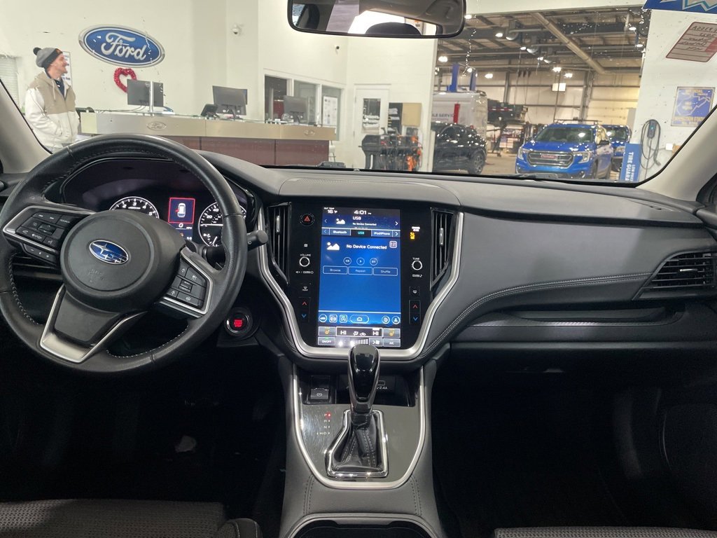 Used 2023 Subaru Outback Premium image 12