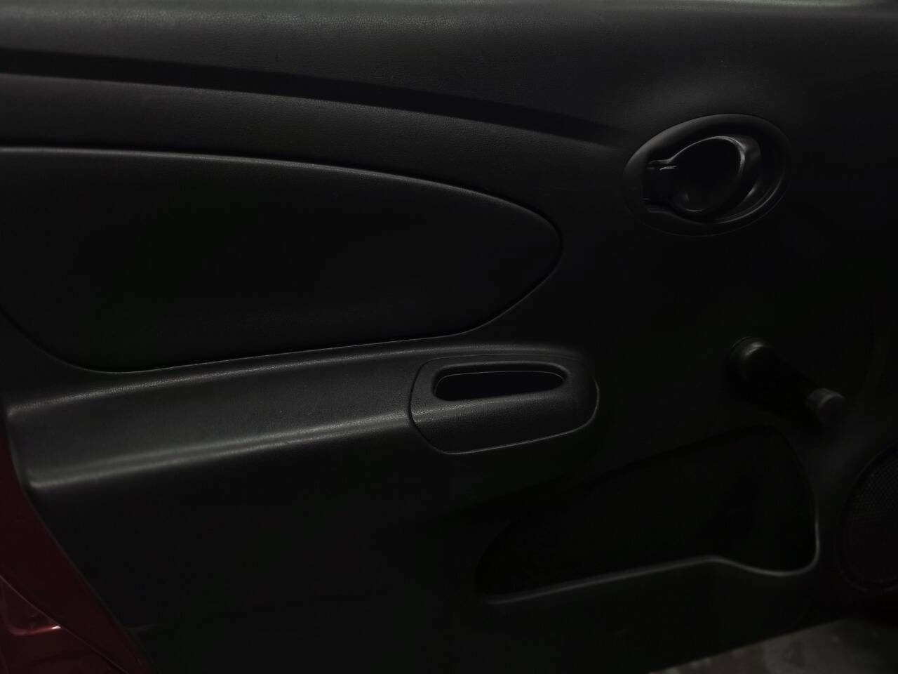 Used 2019 Nissan Versa S Plus image 10