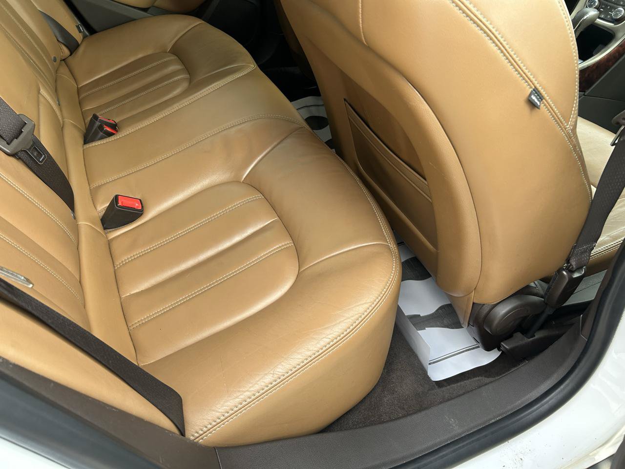 Used 2013 Buick Verano Leather FWD image 11