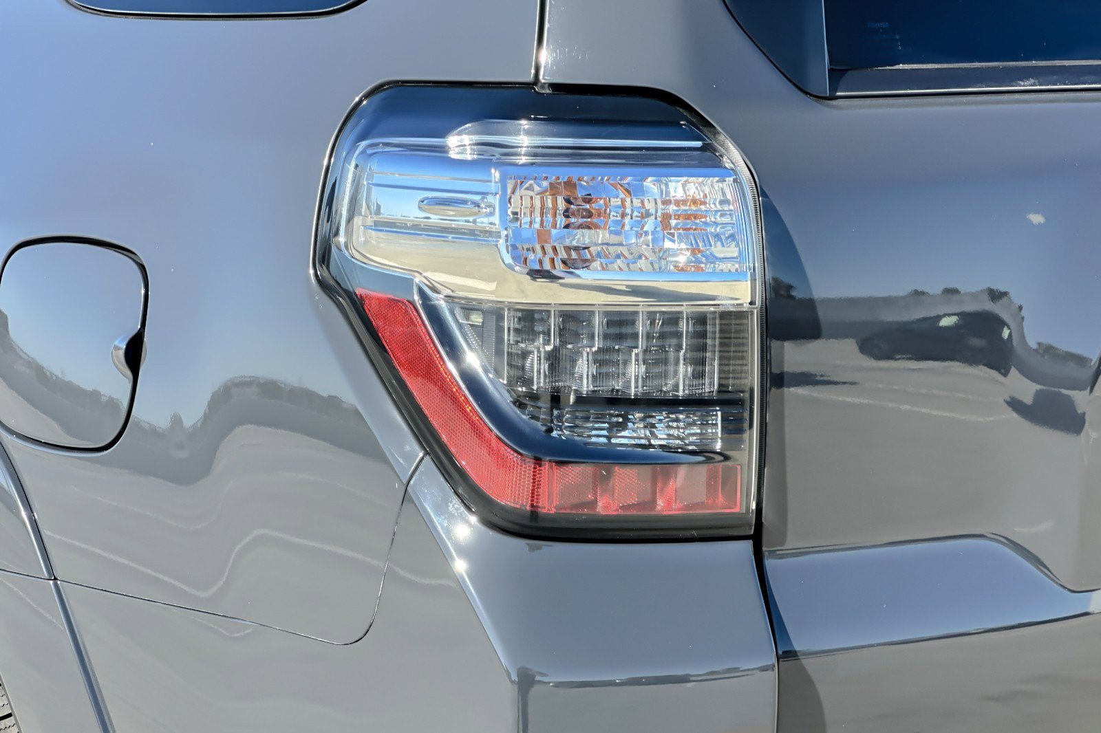 Certified 2024 Toyota 4Runner SR5 Premium w/ Moonroof Package AWD/4WD image 28