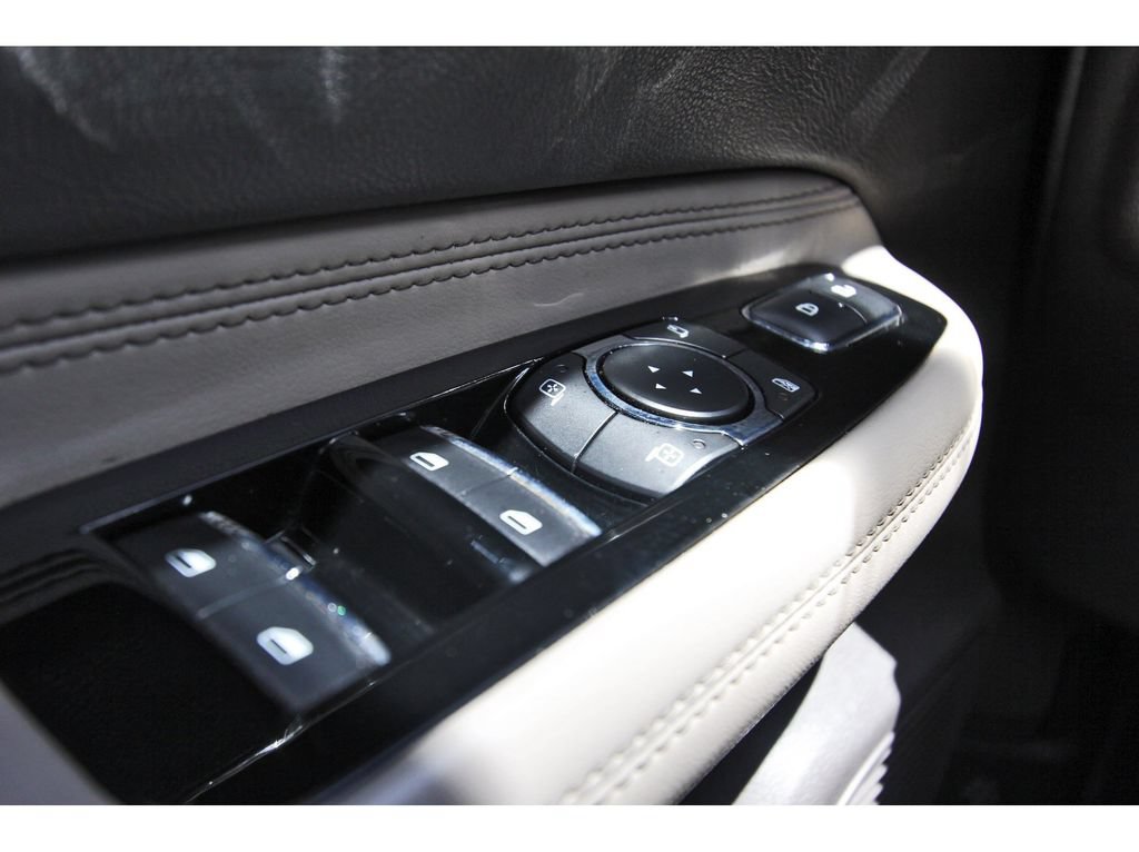 Used 2020 Lincoln Corsair FWD w/ Premium Package image 20
