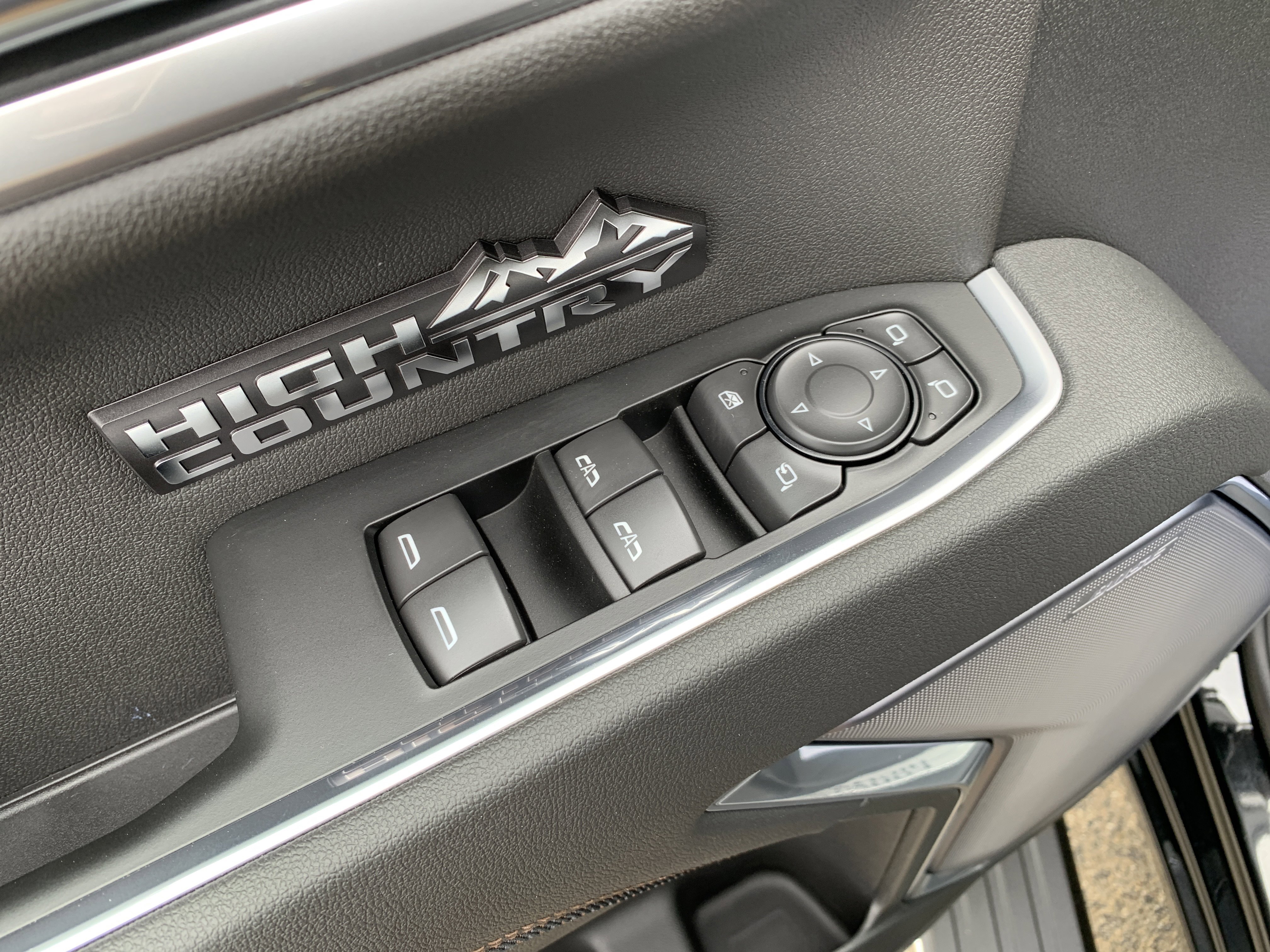 New 2026 Chevrolet Silverado 1500 High Country w/ High Country Premium Package image 4