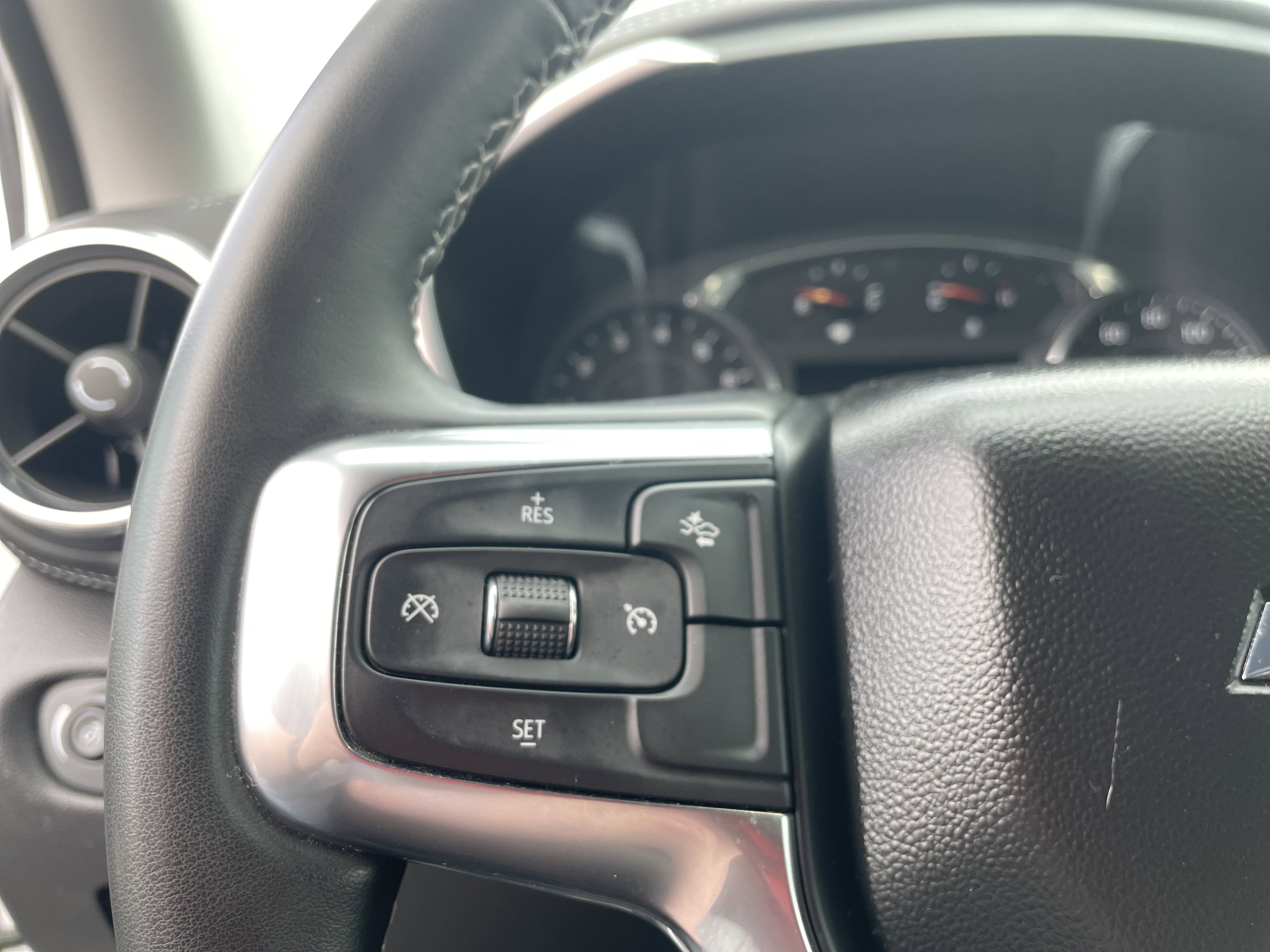 Certified 2024 Chevrolet Blazer LT w/ Midnight/Sport Edition image 31