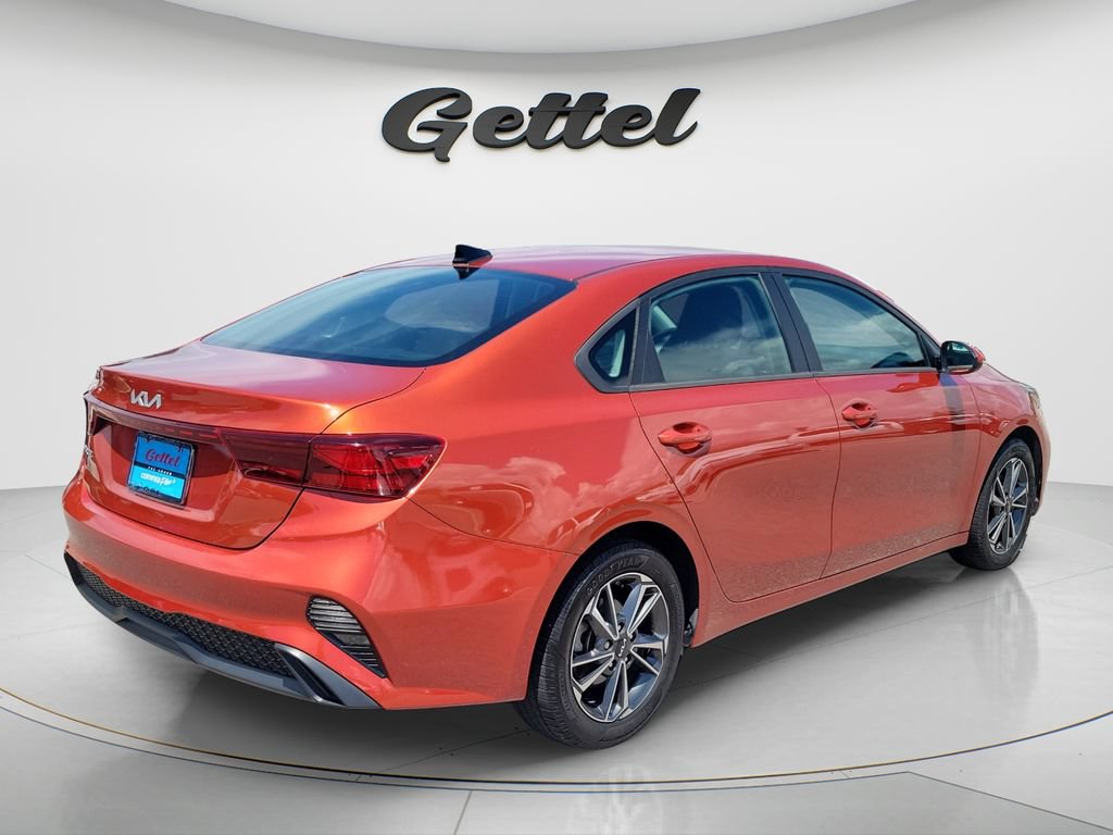 Used 2023 Kia Forte LXS FWD image 5