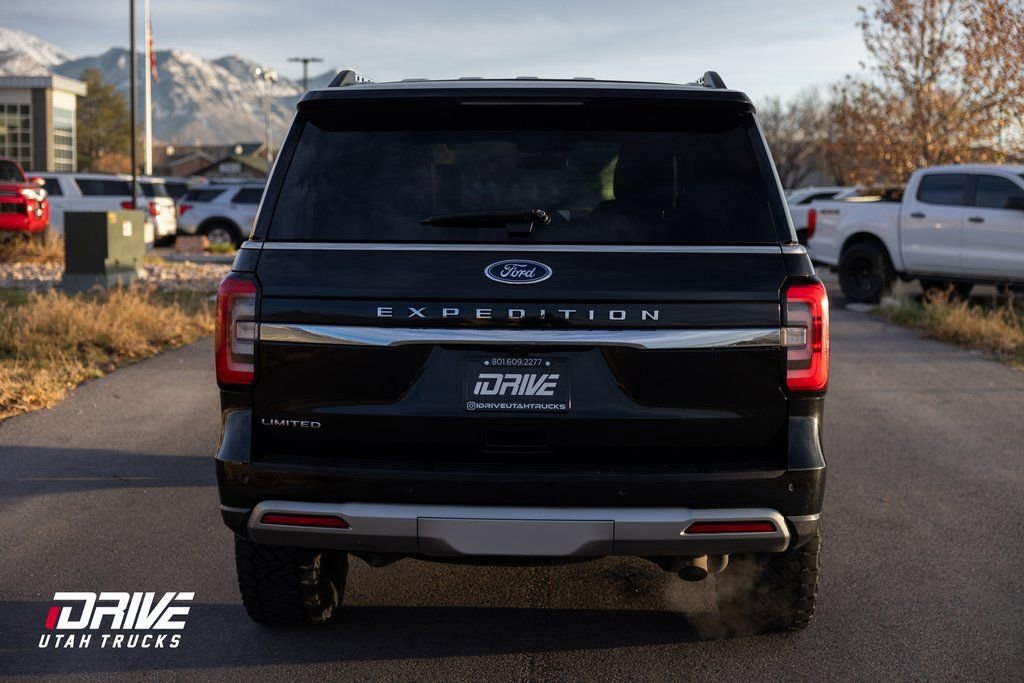 Used 2024 Ford Expedition Limited image 9