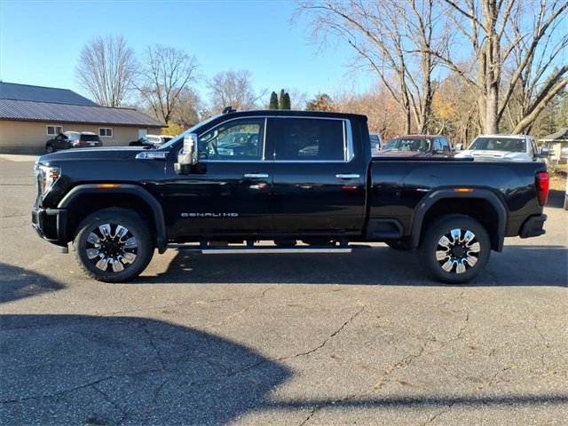 Used 2025 GMC Sierra 3500 Denali w/ Denali Reserve Package image 7
