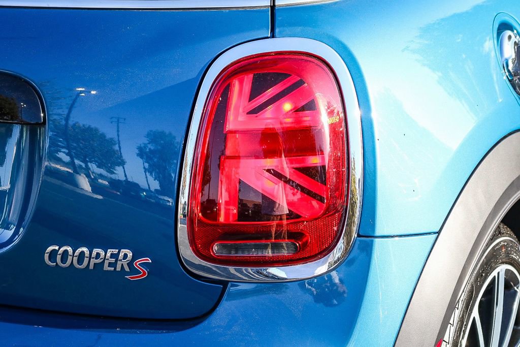 Used 2023 MINI Cooper S image 8