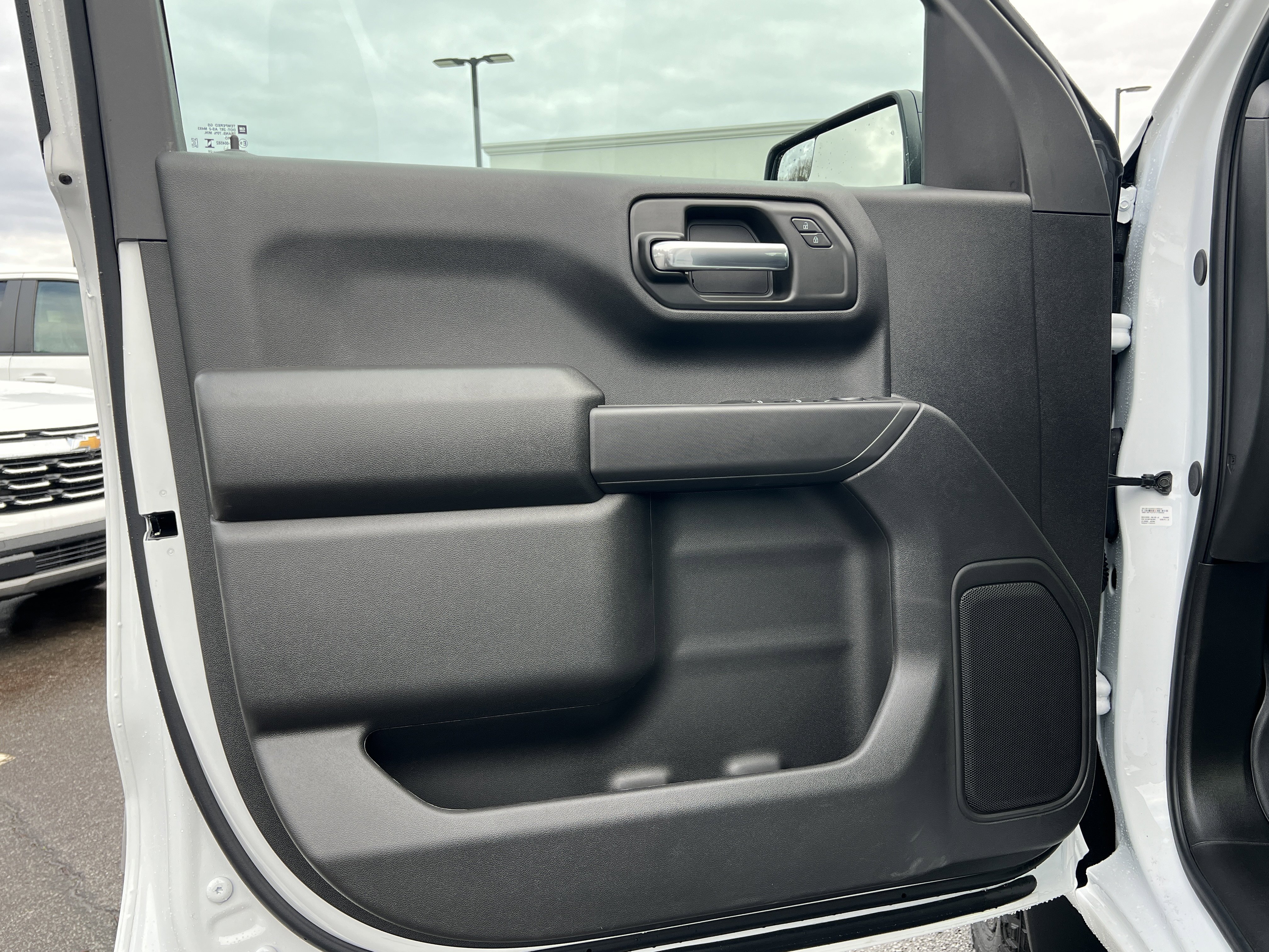 New 2026 Chevrolet Silverado 1500 Custom Trail Boss w/ LPO, Dark Essentials Package image 15