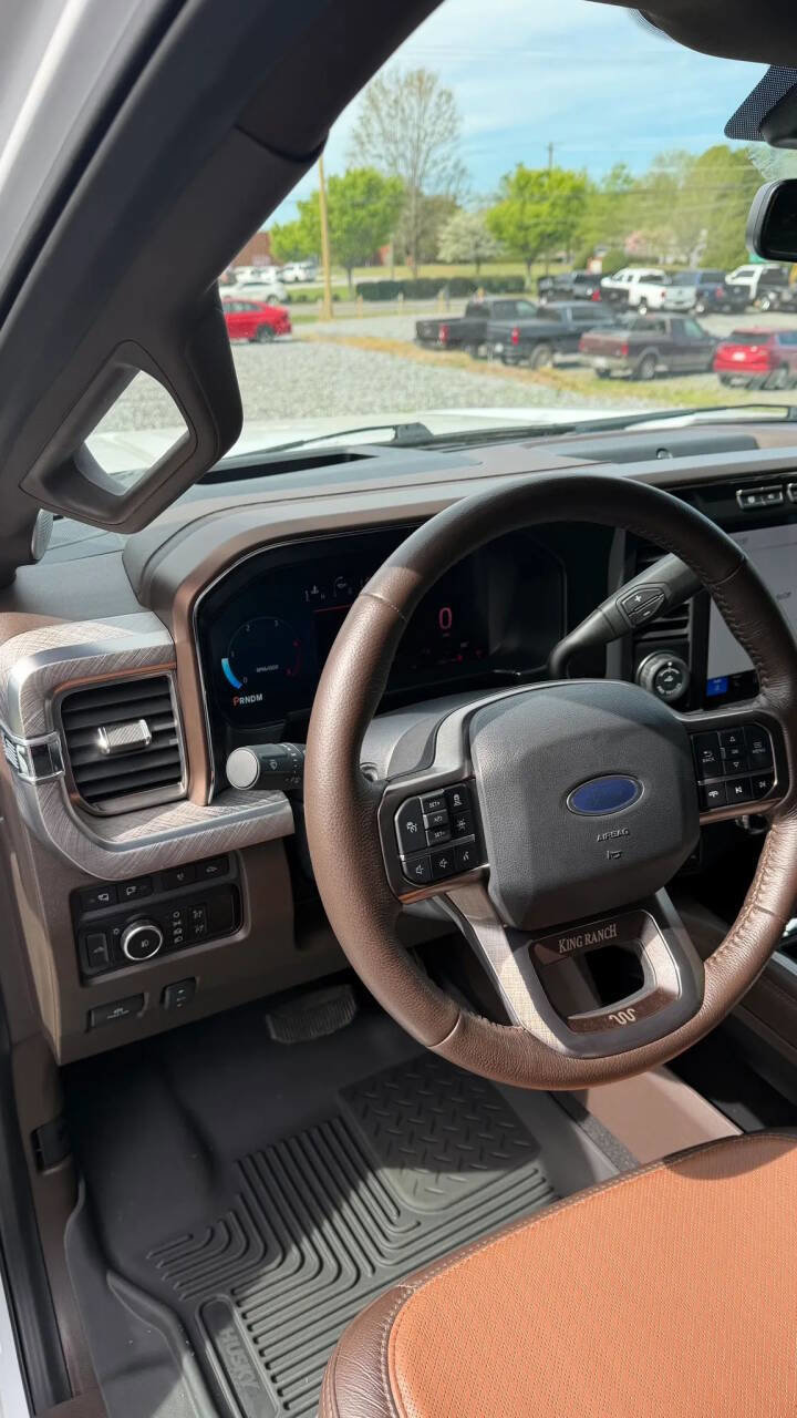 Used 2024 Ford F250 King Ranch w/ Chrome Package image 16