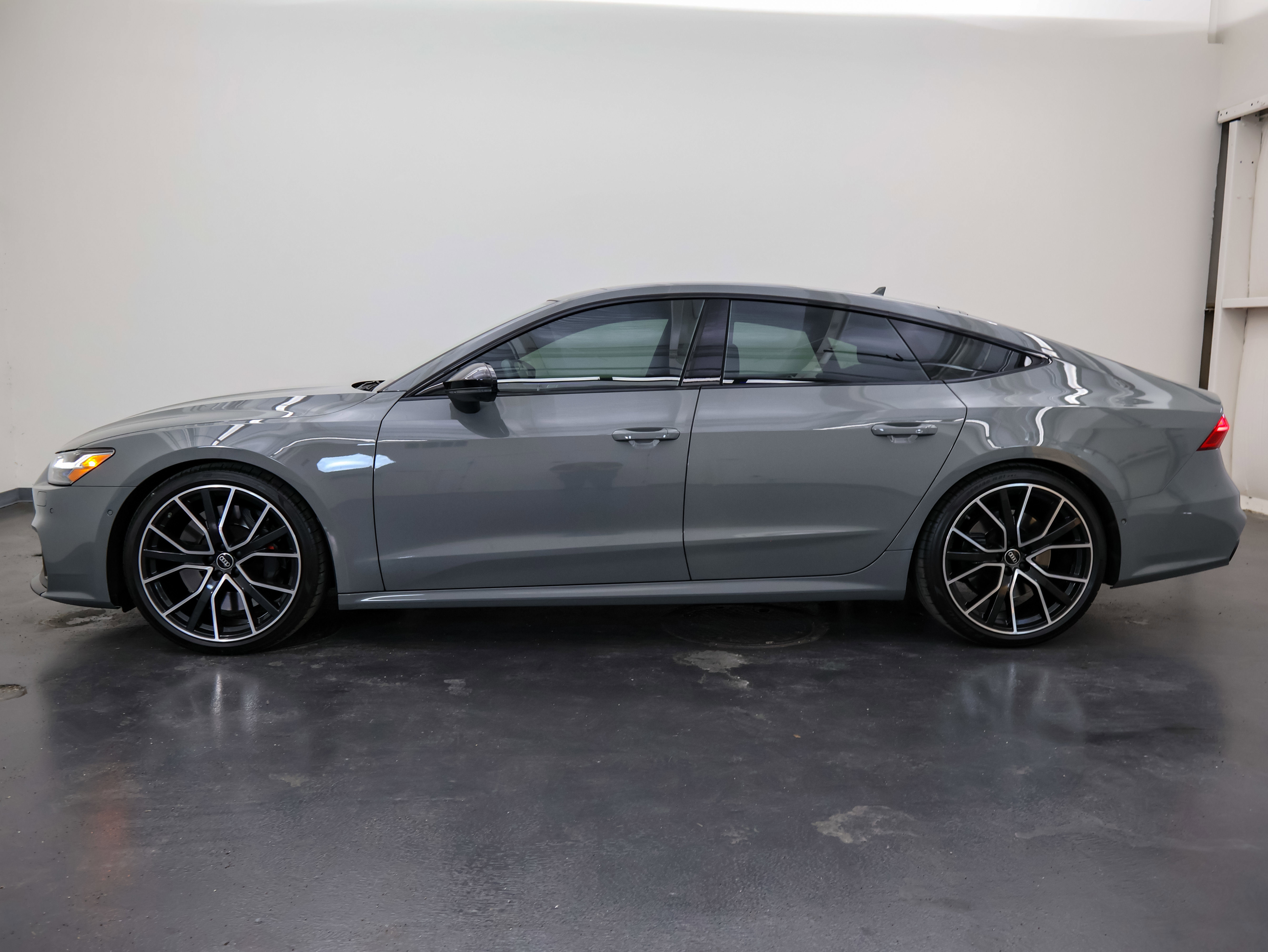 Used 2023 Audi S7 Prestige w/ Prestige Package image 6