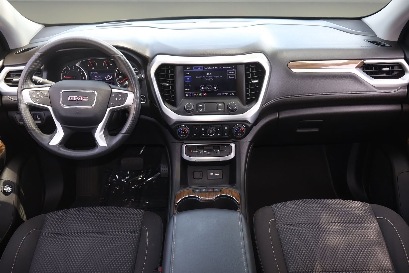 Used 2023 GMC Acadia SLE w/ Driver Convenience Package FWD image 14